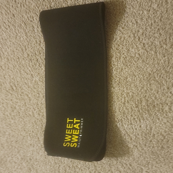 sweet sweat Accessories - Like new Sweet Sweat waist trimmer